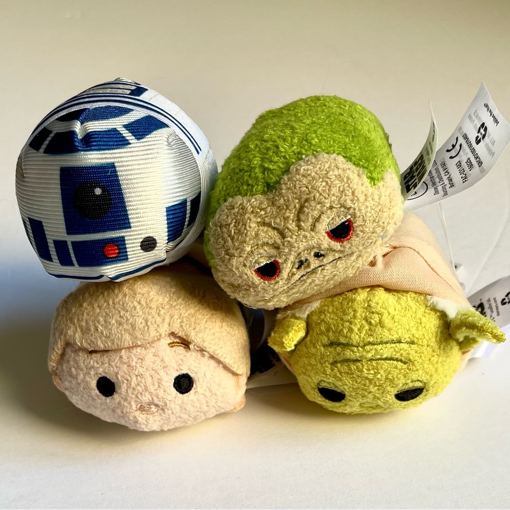 nwt Disney classic STAR WARS set of 4 TSUM TSUM w Jaba Luke Yoda R2D2